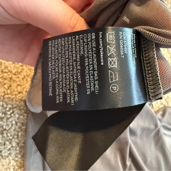 H&M Gray Ruffled Tie Front Camisole - Picture 6 of 7